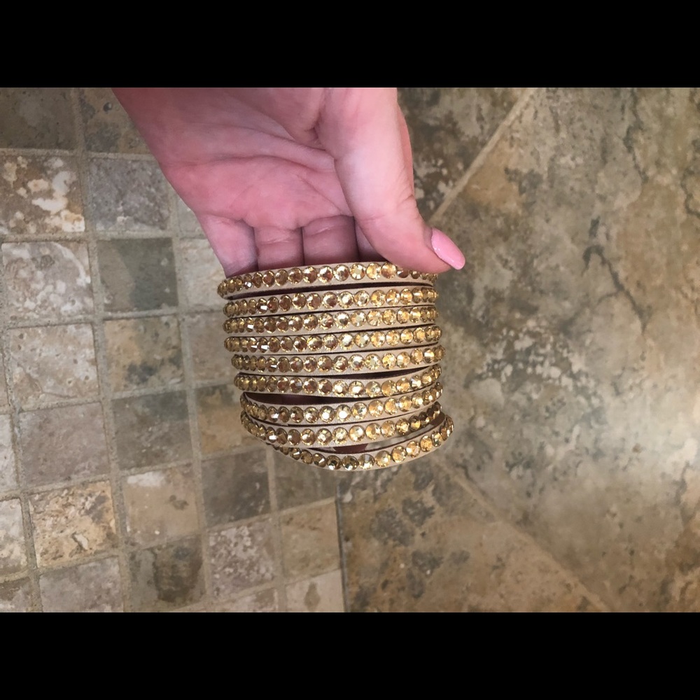 Layered bracelet - Picture 2 of 3